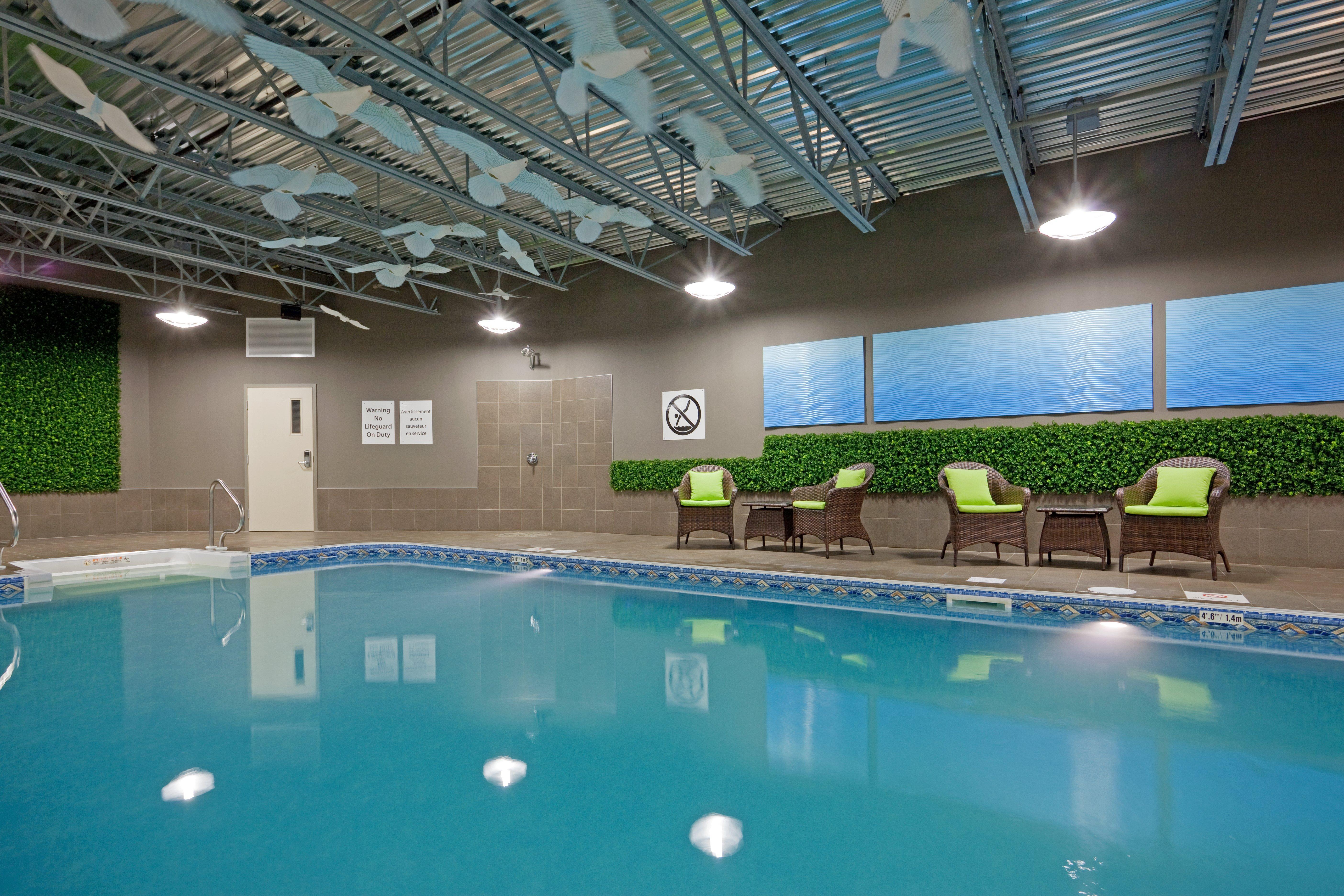Holiday Inn Express Hotel & Suites Saint - Hyacinthe By Ihg מראה חיצוני תמונה